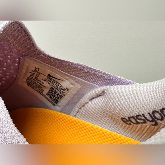 Nike Reina EasyOn Lilac - Picture 8 of 9